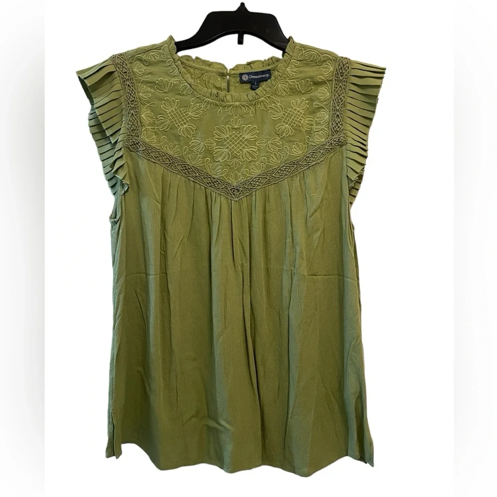 Democracy Olive Green Embroidered Top - Picture 9 of 9